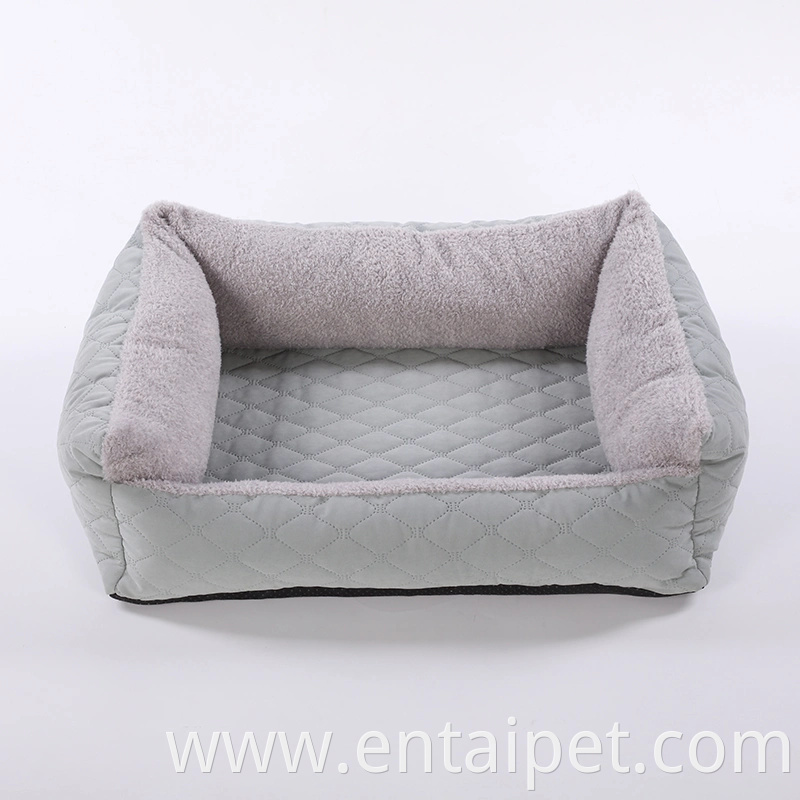 Waterproof Clouds Velvet Material Customized Pet Dog Bed